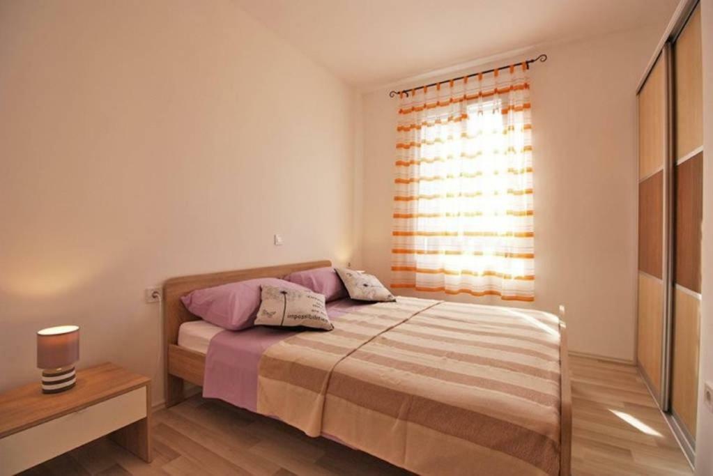 Apartman Simona Apartment ฟาชานา ภายนอก รูปภาพ