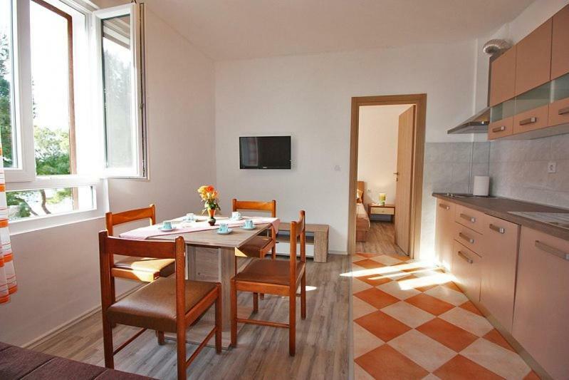 Apartman Simona Apartment ฟาชานา ภายนอก รูปภาพ